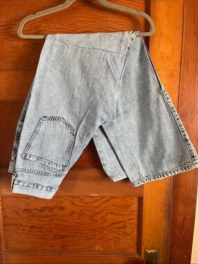 Light Wash Wide Leg High Rise Jeans
